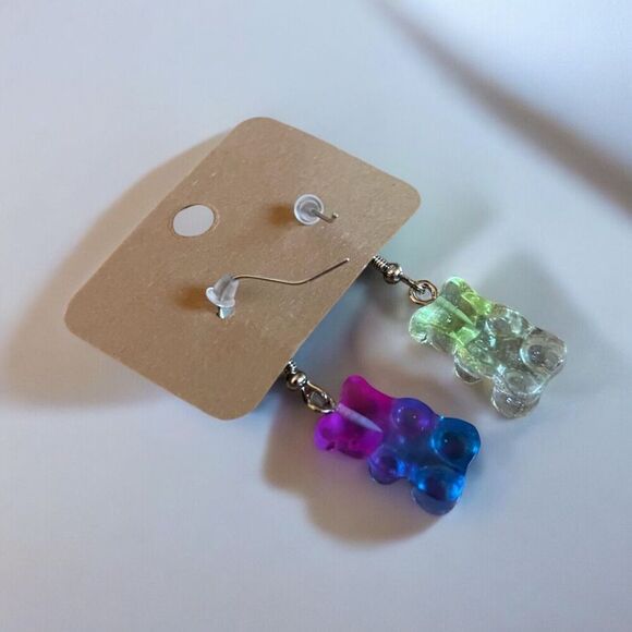 Gummy Bears Candy Theme MISMATCHED Dangle Earrings Silver Tone Jewelry Gift NEW - Picture 4 of 4